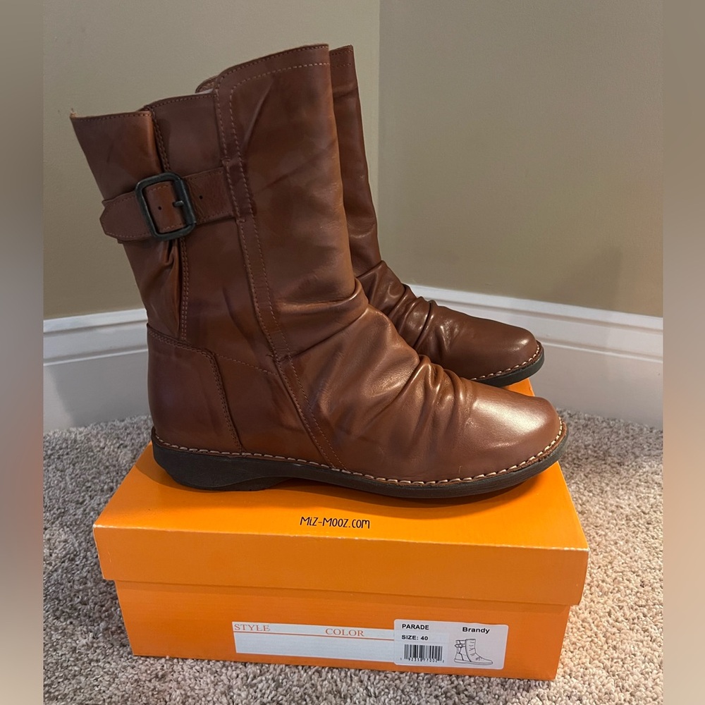 Miz Mooz Parade boot, NIB, color Brandy, size 40 (size 9-9.5)